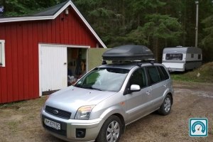 Ford Fusion  2010 823544