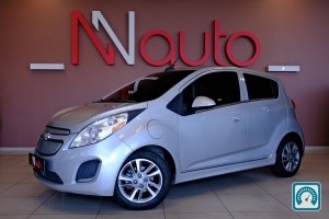 Chevrolet Spark EV 2015 823571