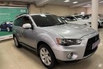 Mitsubishi Outlander  2011 � ������������