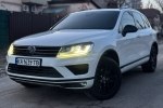 Volkswagen Touareg  2016 � ���