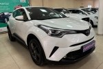 Toyota C-HR  2018 � ������������