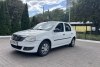 Renault Logan 2011