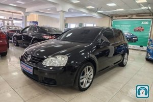 Volkswagen Golf 2004